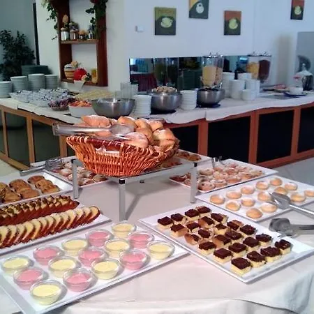 Otel Alexander 3*